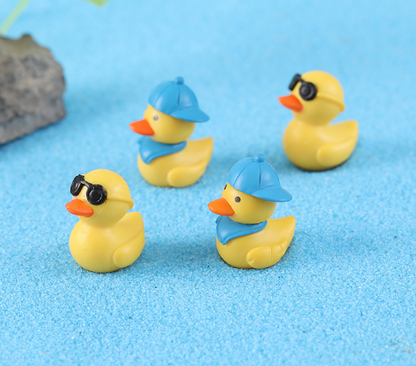 Bryophyte Miniature Landscapes, Succulent Plant Decorations, Doll Figurines, Travel Duck Souvenirs, DIY Material Kits